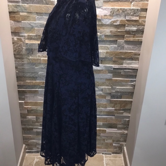 Gabby Skye Lace Navy Dress - Picture 2 of 5